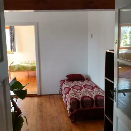 Apartment Garden Getaway